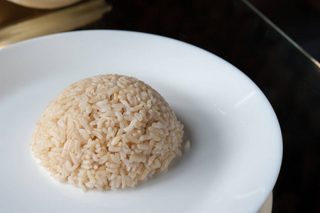 水稻在食物载体中，Jusmin 流水稻的食物载体泰式风格的一部分