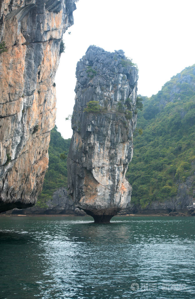 湾在越南的下龙湾