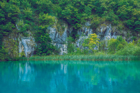 美丽的早晨，克罗地亚语