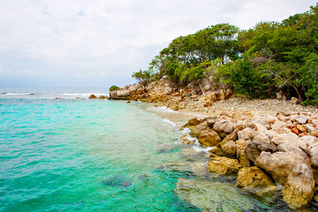 海滩和热带度假村，此岛，海地