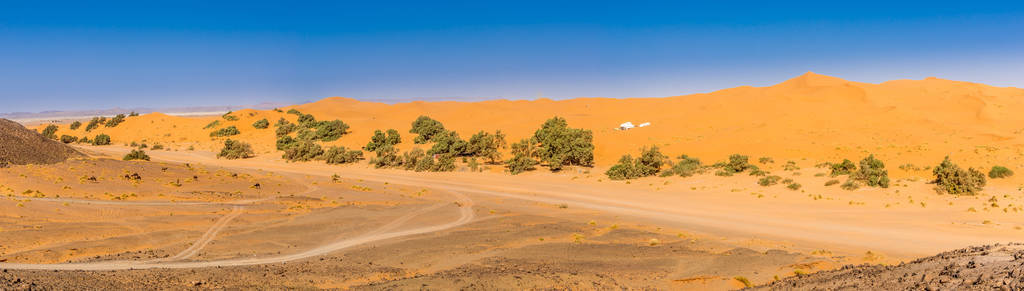 在视网膜电图  彻北，摩洛哥地区自然全景视图