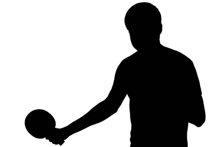 男性球拍打平乒乓球球拍男性的剪影照片