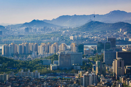 首尔市和市中心天际线在空中，韩国