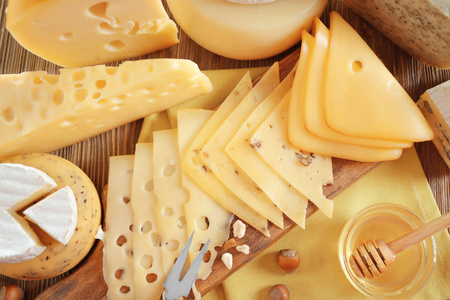 木板与奶酪