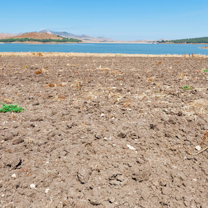 湖 Lago di Ogliastro