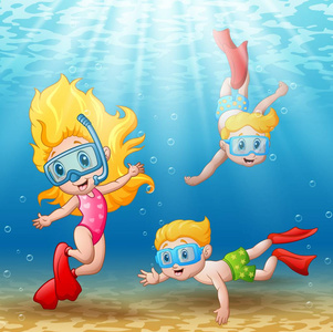 三个孩子游泳和潜水水下