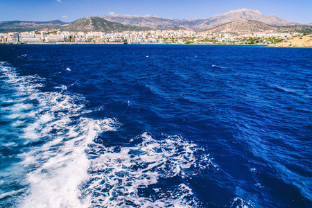 从这艘船，希腊海岸大海的美丽风景
