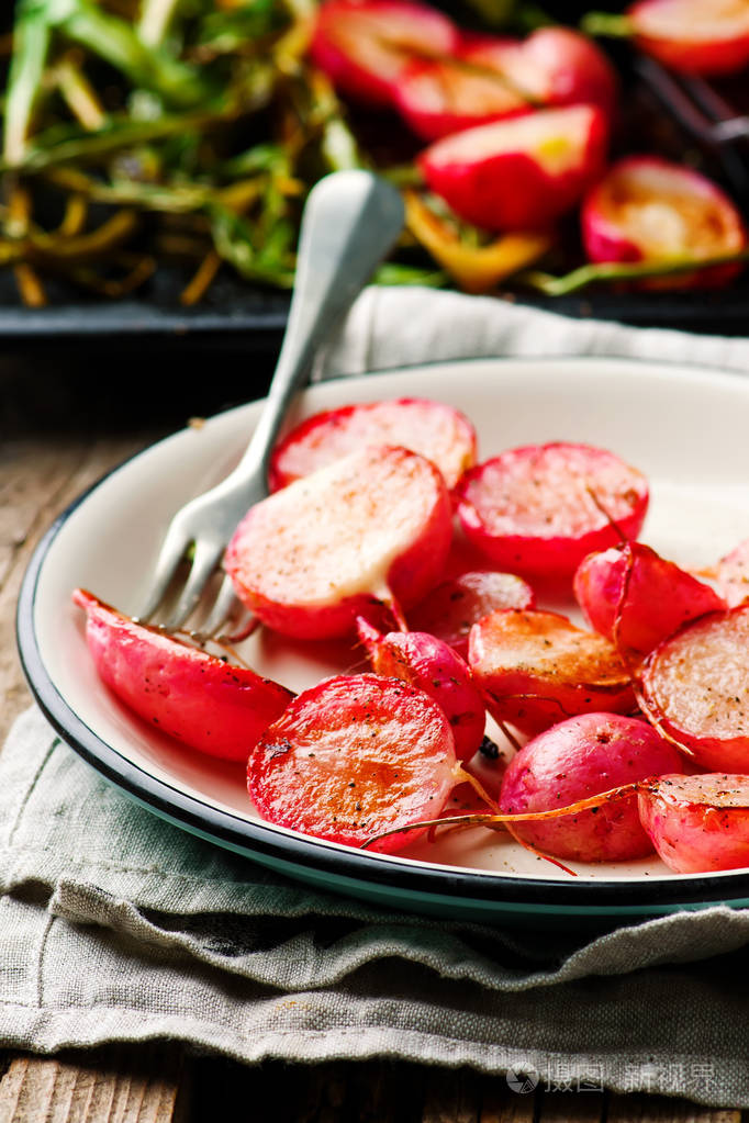 烤的radishstylerusticselective焦点