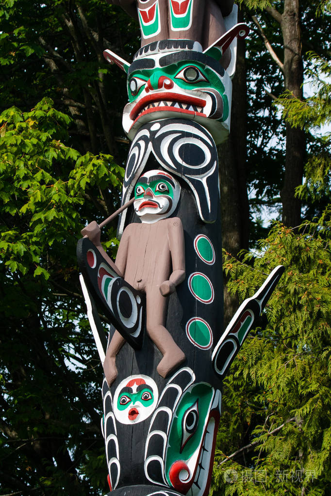 原住民图腾柱手工制作的独特的文化的表示形式