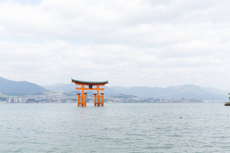 严岛神社在宫岛