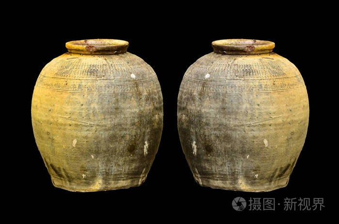 泰国一个陶土罐里