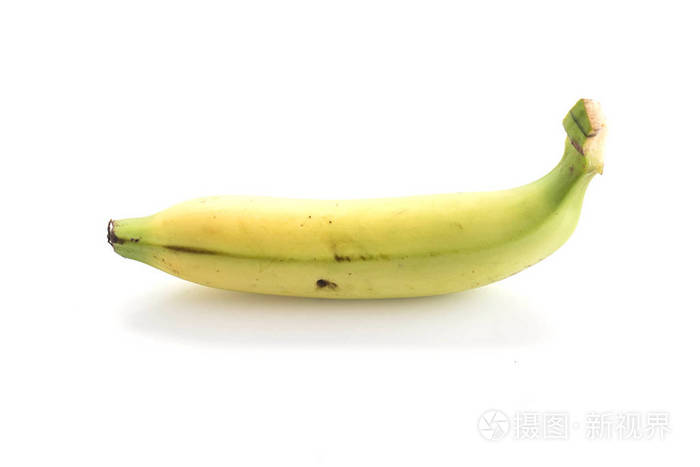 在白色的新鲜香蕉