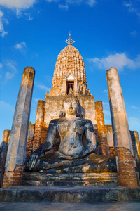 帕寺拉丹那玛哈泰寺Chaliang 在莱历史公园，在泰国的教科文组织世界遗产站点