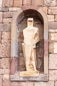 西班牙蒙特塞拉特圣拉蒙教堂雕像