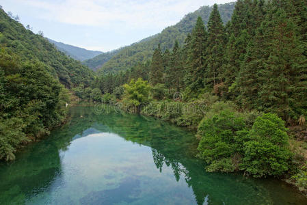 福建武夷山峡谷图片