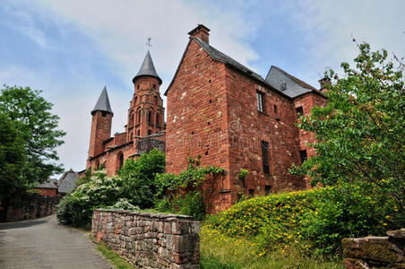 法国，风景如画的collonges la rouge村