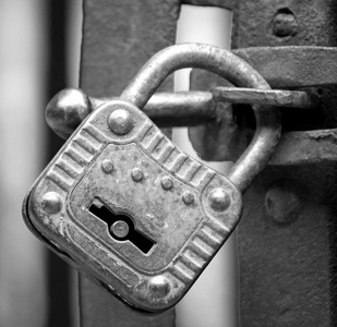 锁监狱图片-锁监狱素材-锁监狱插画-摄图新视界