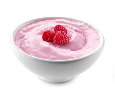 一碗粉红色酸奶