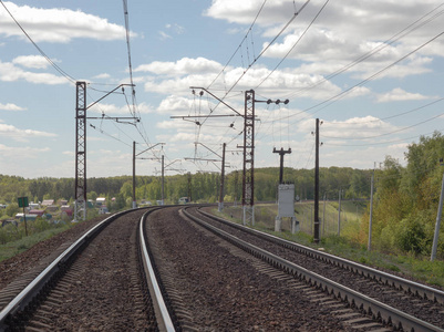轴承轨道电生理在俄罗斯铁路晴朗的日子照片