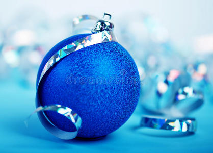 蓝色圣诞舞会图片