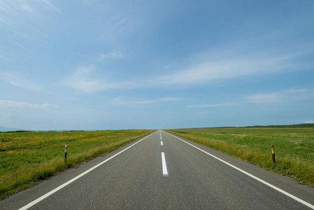 跑道地平线图片-跑道地平线素材-跑道地平线插画-摄图新视界