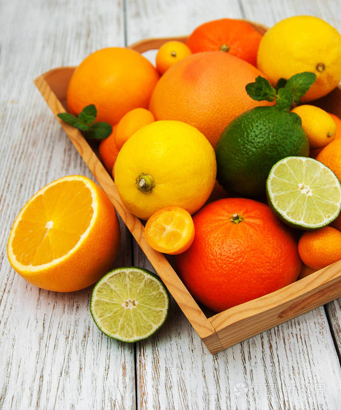 新鲜柑橘类水果