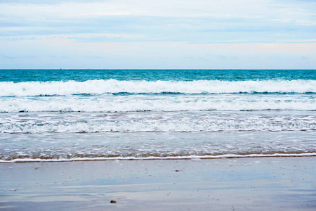 蓝色的海洋与沙滩