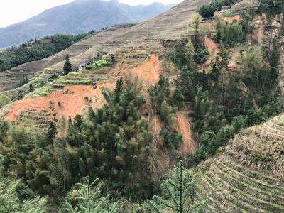 春天大寨县梯田山的景色