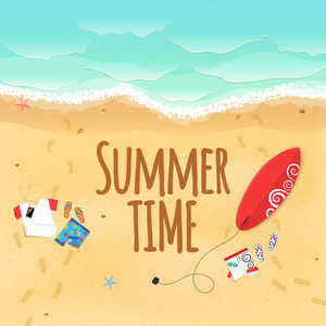 来自大海的波涛.冲浪的时间.从脚在沙滩上的脚印.在沙滩上休息.