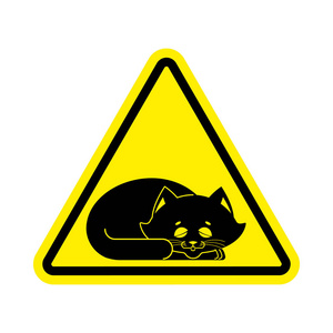 注意睡猫。谨慎的宠物。黄色三角形路标