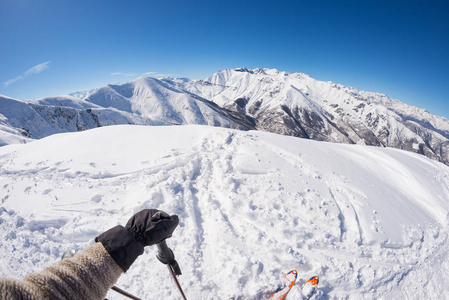 在阿尔卑斯山，主观的个人视图，鱼眼镜头上滑雪