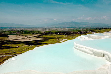 Pammukale，钙的石灰岩。土耳其度假胜地，独特的温泉水含有丰富的钙