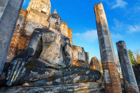 帕寺拉丹那玛哈泰寺Chaliang 在莱历史公园，在泰国的教科文组织世界遗产站点