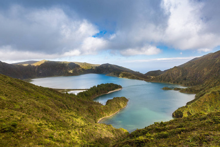 火湖 拉各斯做福戈岛 在火山口微微 d