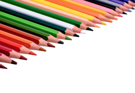 白色背景的文本的地方一个孤立的许多彩色的铅笔