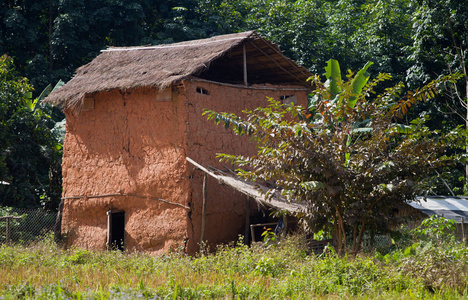 老挝大米和烟草储存