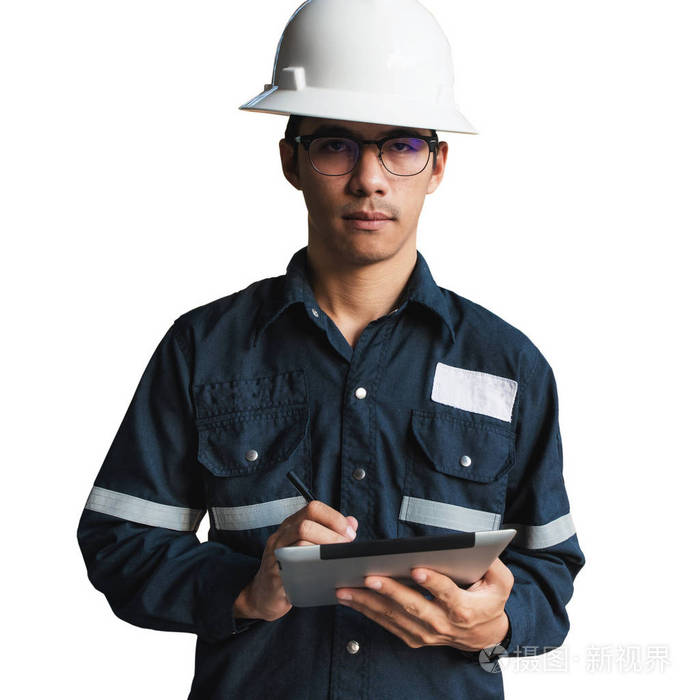 工程师或技术员在白色头盔, 眼镜和蓝色工作