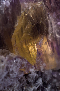 紫色萤石石头