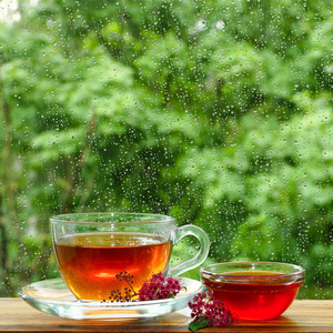 雨水泡茶图片