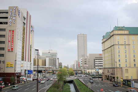 建筑物在北海道市周围的街道视图