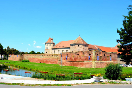 城市 Fagaras，特兰西瓦尼亚，罗马尼亚的中世纪古堡