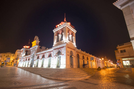 在 Loule 旧镇在葡萄牙 markethall