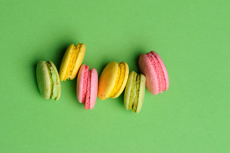 甜和多彩法国杏仁饼或 macaron，顶视图