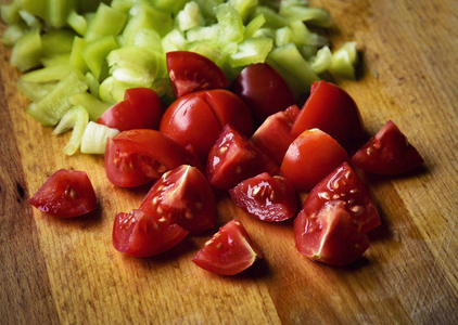 西红柿片和青椒