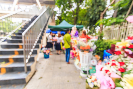 模糊的花卉市场