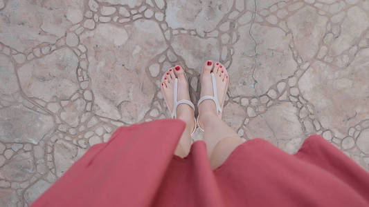 在平铺的脚图片