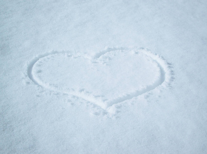 爱的象征在雪中