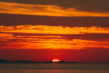 海上日落