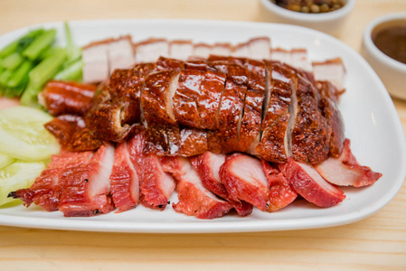 烤鸭和烤猪肉, 泰国菜, 中餐