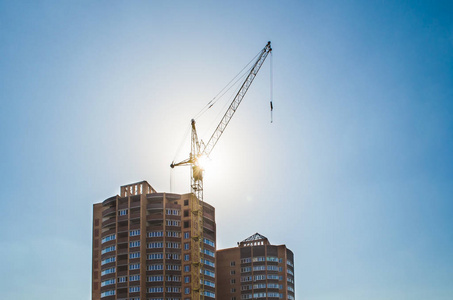 建筑施工起重机天空图片-建筑施工起重机天空素材-建筑施工起重机天空